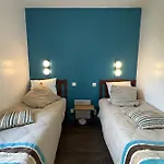 Bright Apartment With Pool And Balcony Apartman Deauville