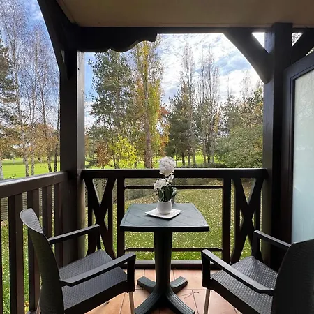 Bright With Pool And Golf View Appartement *