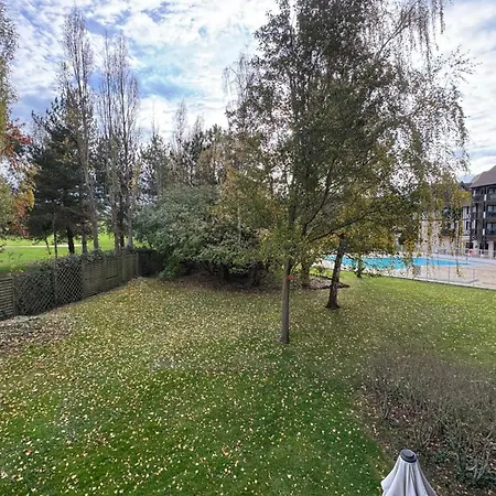 アパート Bright With Pool And Golf View *