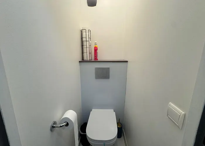 Bright With Pool And Golfview Deauville