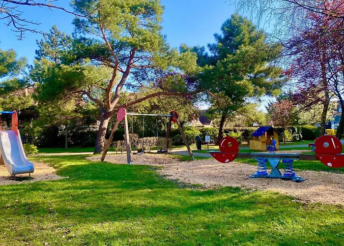 Bright With Pool And Golfview Appartamento *